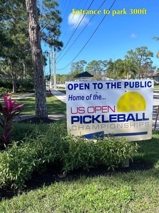 The Boho Bliss - Lakeview Elegance 3Miles Downtown North North Naples Exterior foto